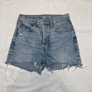 Old Navy Sky Hi Straight Denim Shorts Size 6 Light Wash Frayed Hem Womens‎